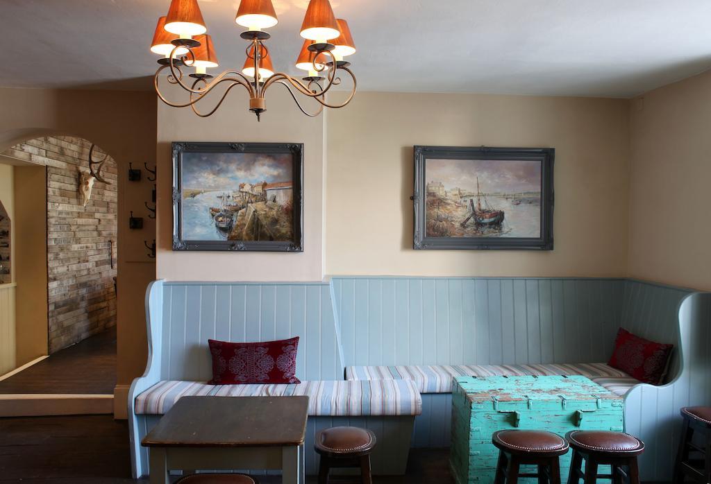 The Crown Hotel Wells-next-the-Sea ภายนอก รูปภาพ